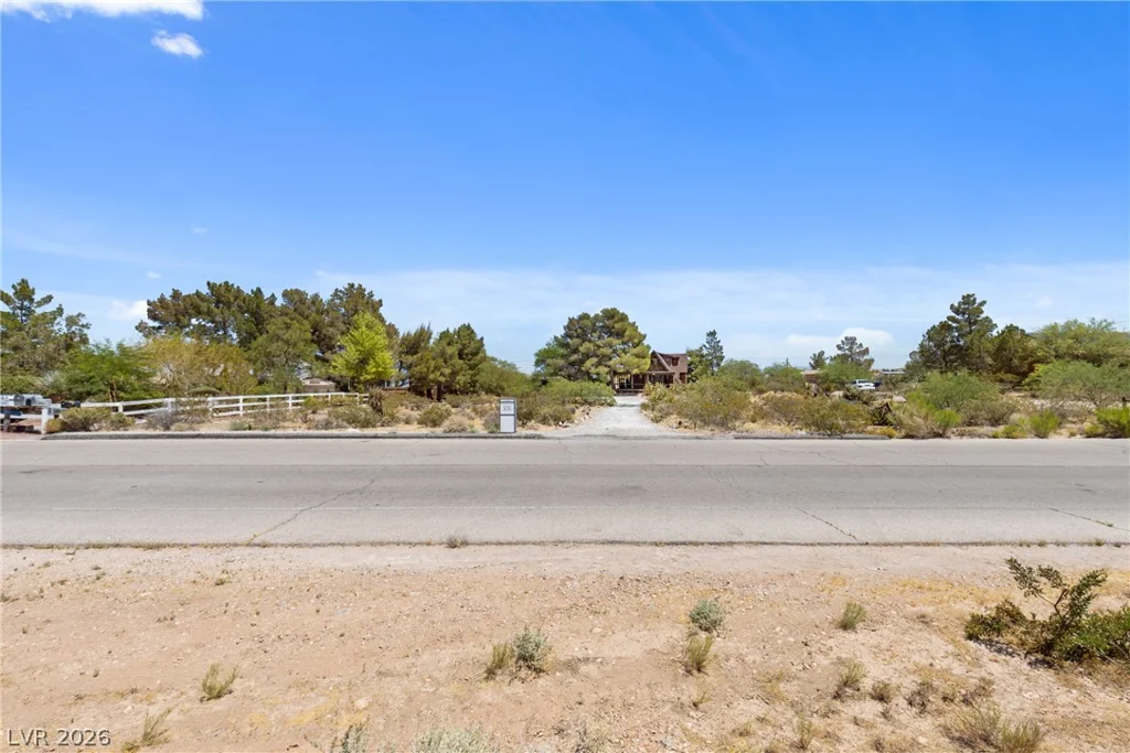 8370 Avery, Las Vegas, NV 89161