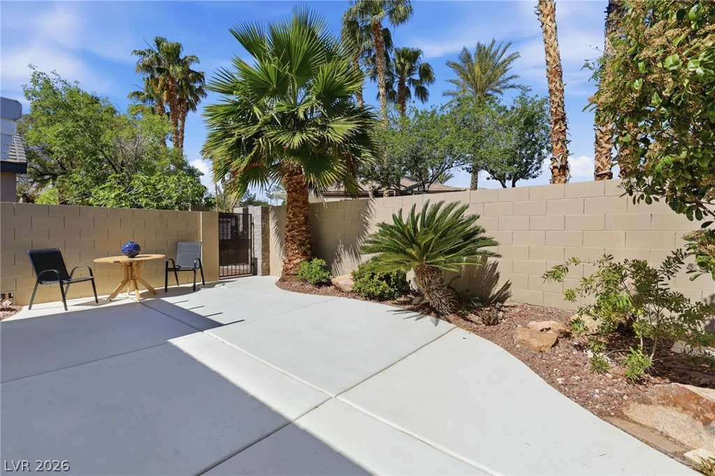 909 Majestic Oak, Las Vegas, NV 89145