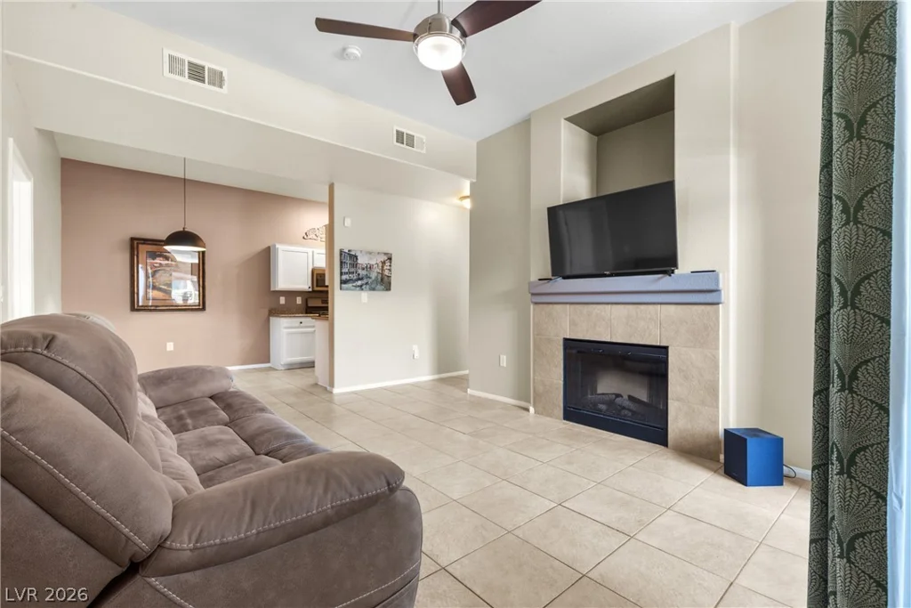 8805 Jeffreys, Las Vegas, NV 89123
