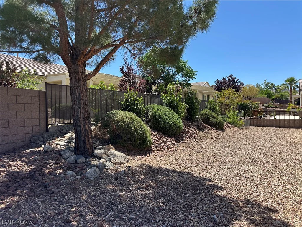 2148 Shadow Canyon, Henderson, NV 89044