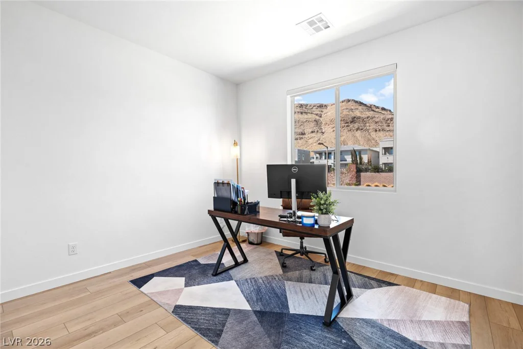 6381 Redstone Hills, Las Vegas, NV 89148