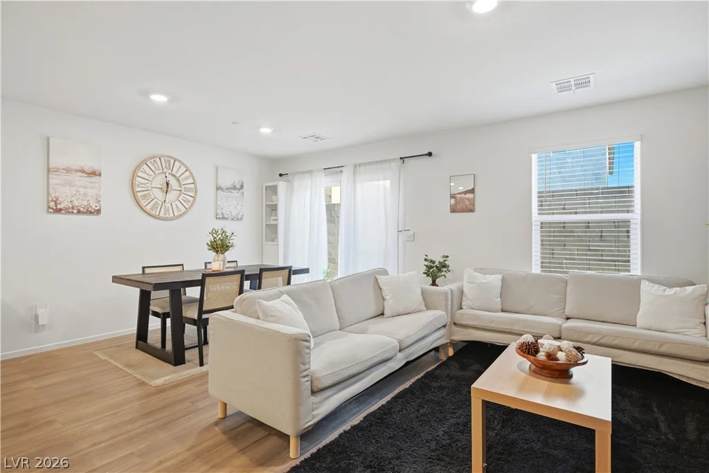 4597 Honey Hills, Las Vegas, NV 89141