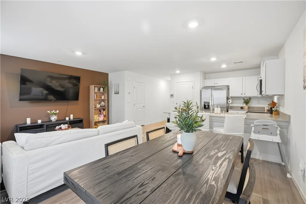 4597 Honey Hills, Las Vegas, NV 89141