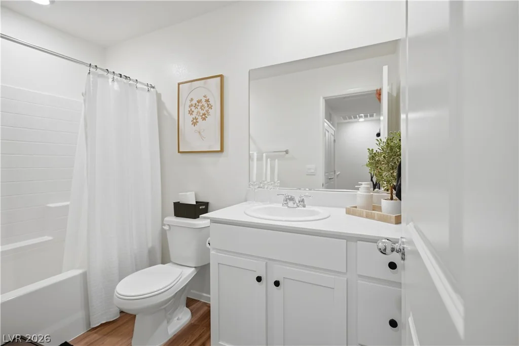 4597 Honey Hills, Las Vegas, NV 89141