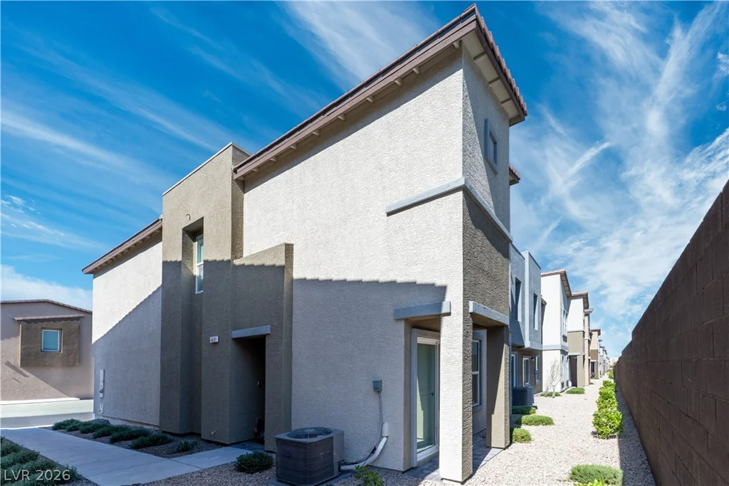 4597 Honey Hills, Las Vegas, NV 89141
