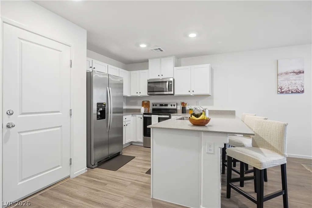 4597 Honey Hills, Las Vegas, NV 89141