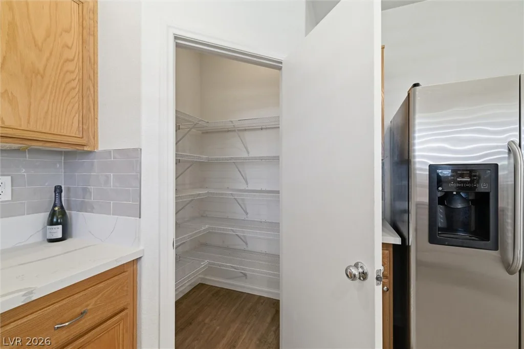 6042 Hidden Summit, North Las Vegas, NV 89031