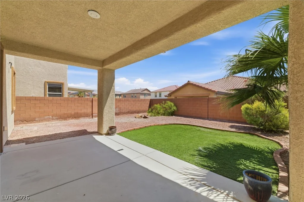6042 Hidden Summit, North Las Vegas, NV 89031