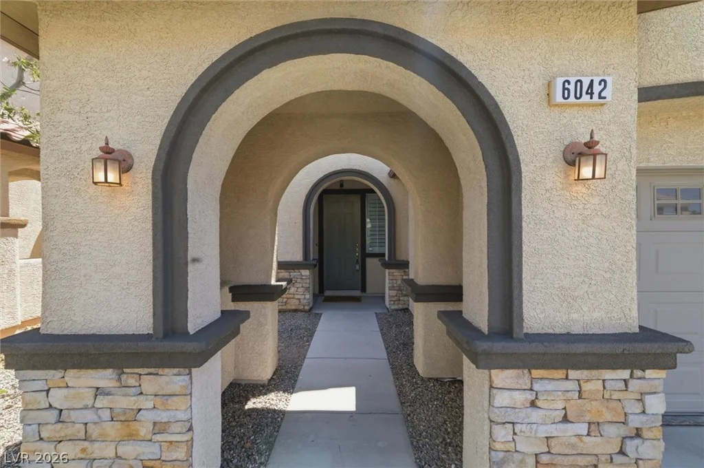 6042 Hidden Summit, North Las Vegas, NV 89031