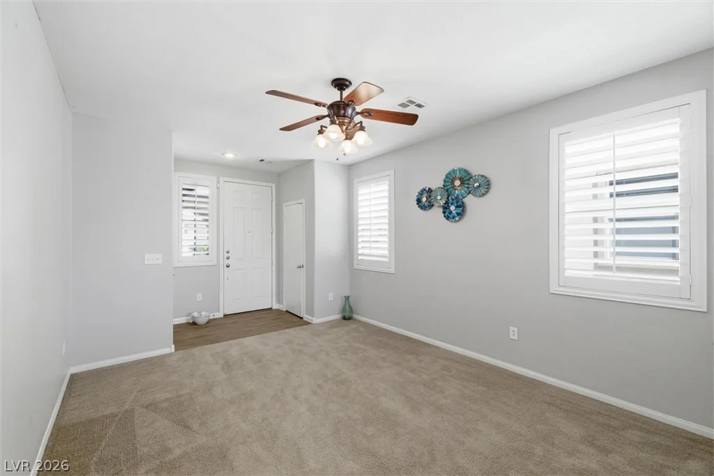 6042 Hidden Summit, North Las Vegas, NV 89031