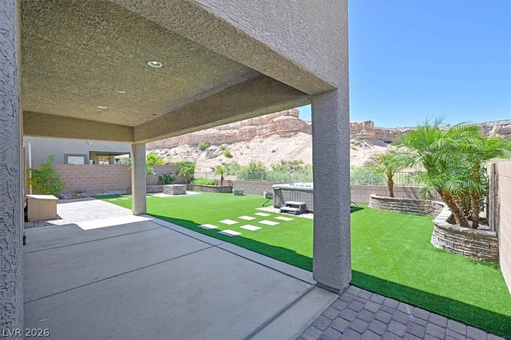 1702 Sonoran Bluff, Henderson, NV 89014