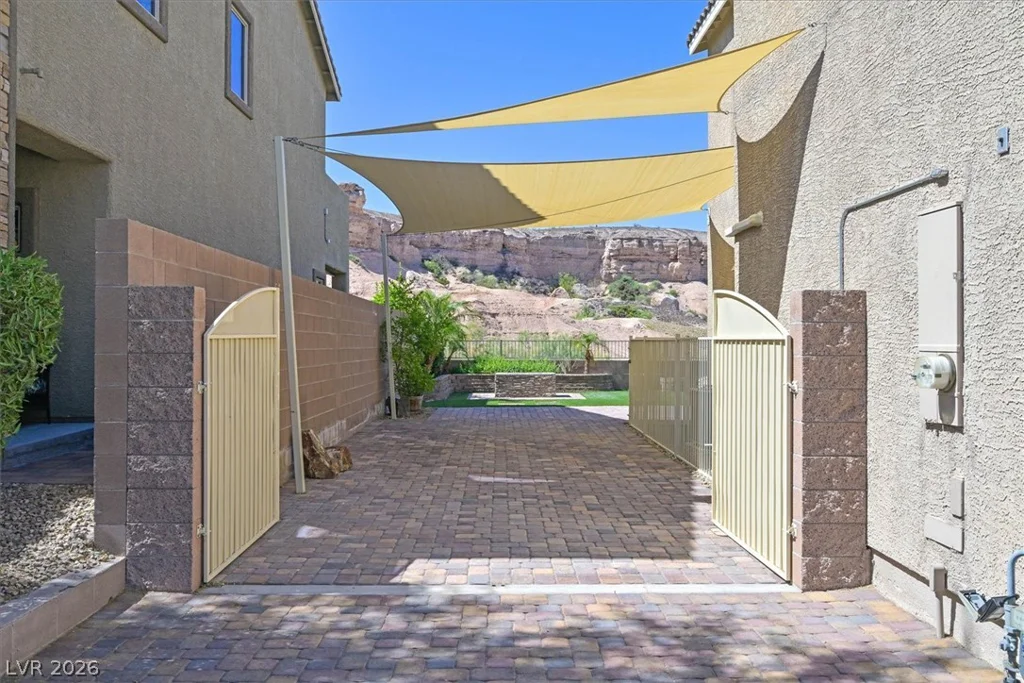1702 Sonoran Bluff, Henderson, NV 89014
