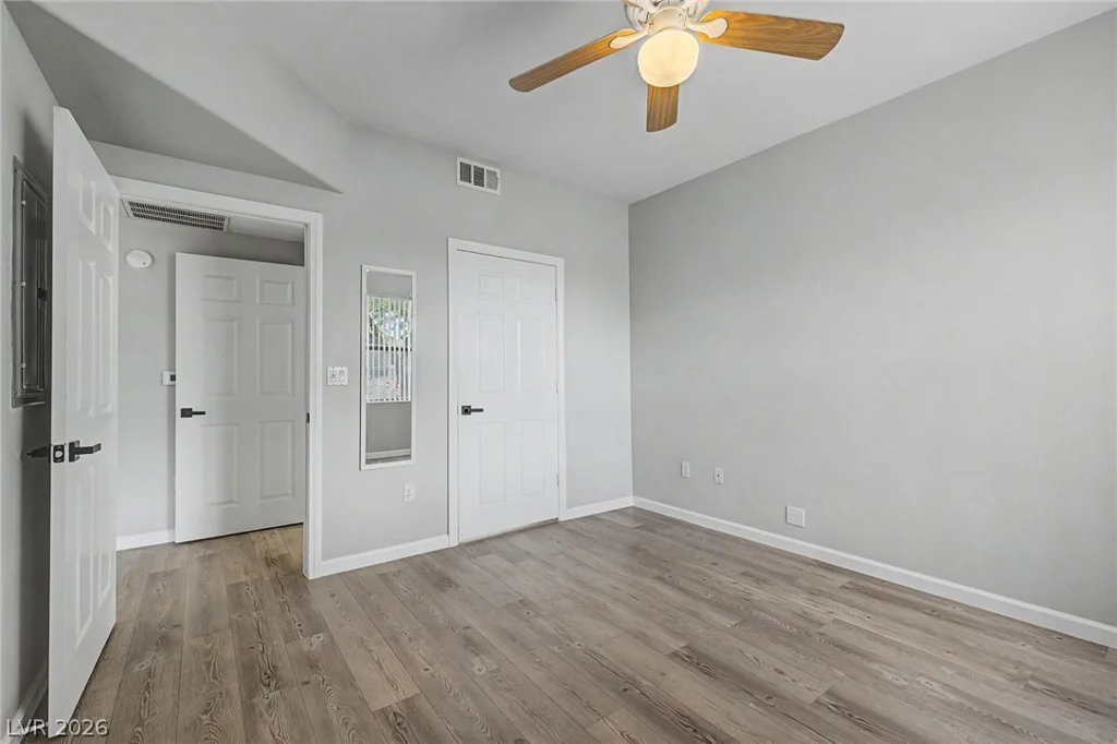 8000 Badura, Las Vegas, NV 89113