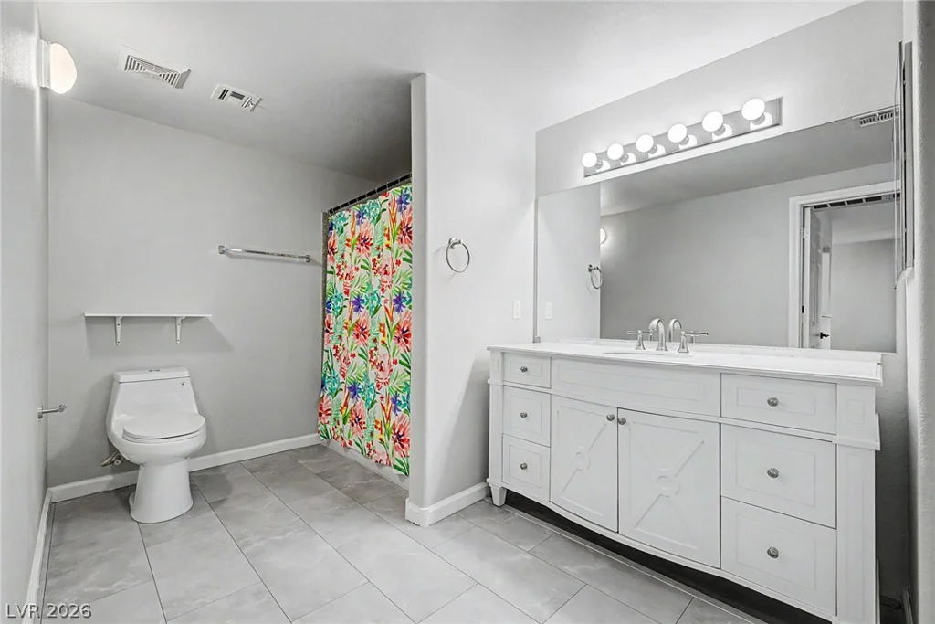8000 Badura, Las Vegas, NV 89113