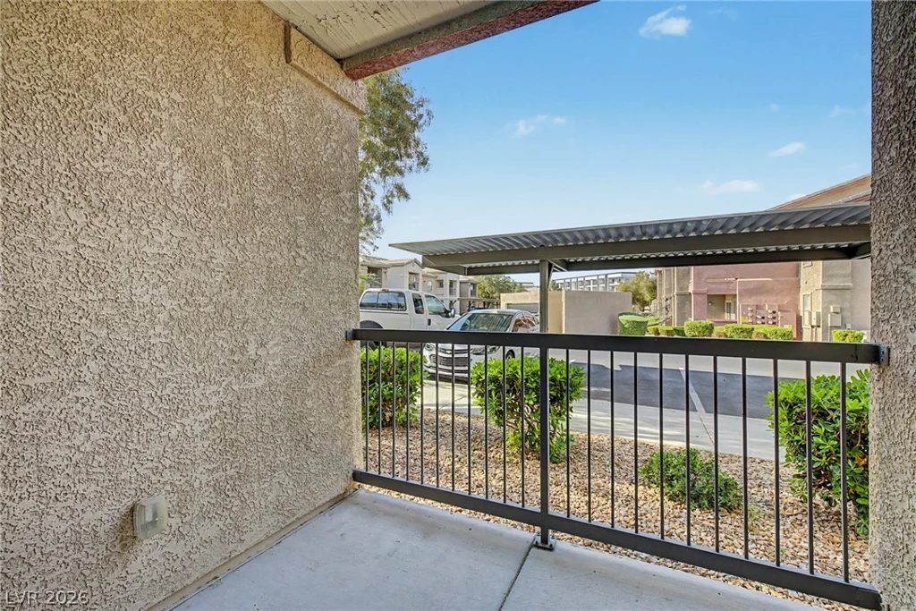 8000 Badura, Las Vegas, NV 89113