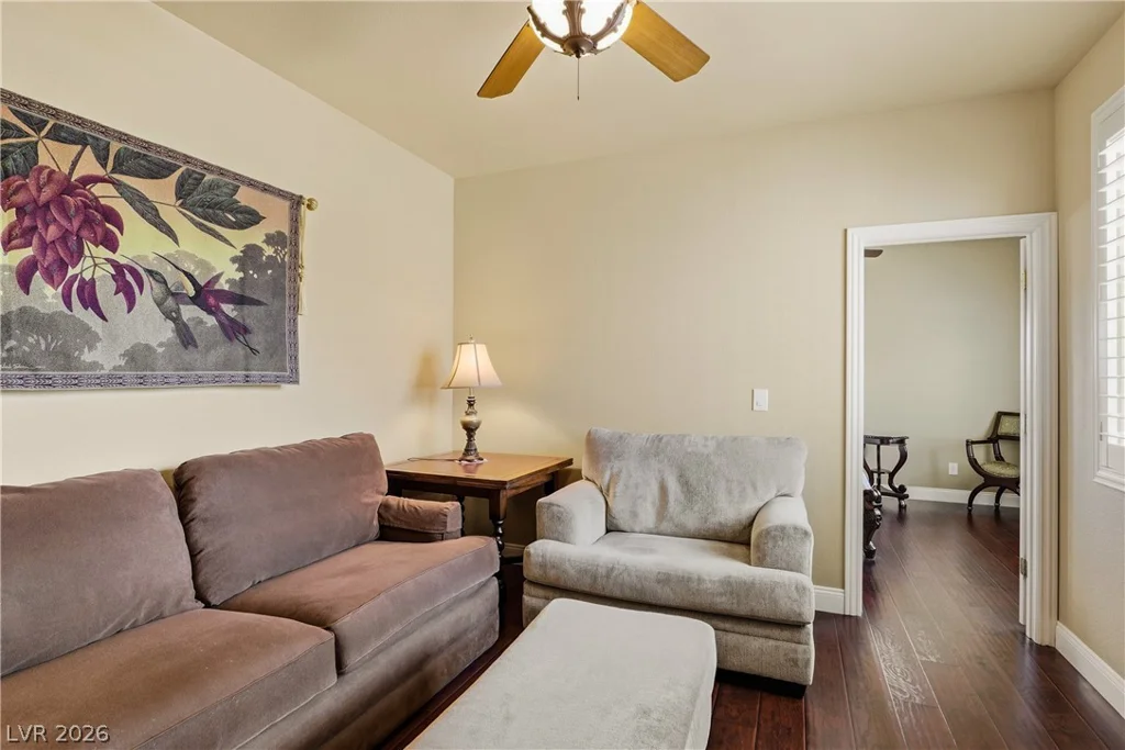 9518 Quiet Valley, Las Vegas, NV 89149