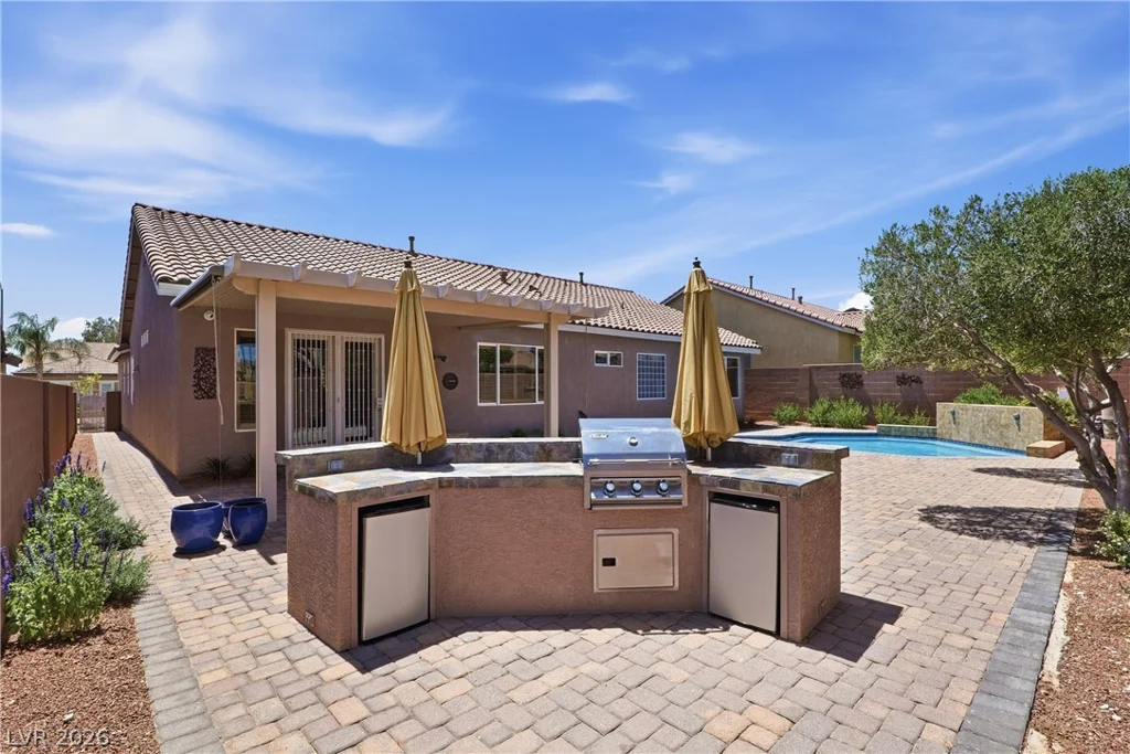 9518 Quiet Valley, Las Vegas, NV 89149