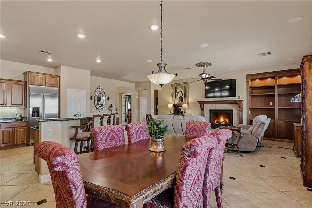 9518 Quiet Valley, Las Vegas, NV 89149