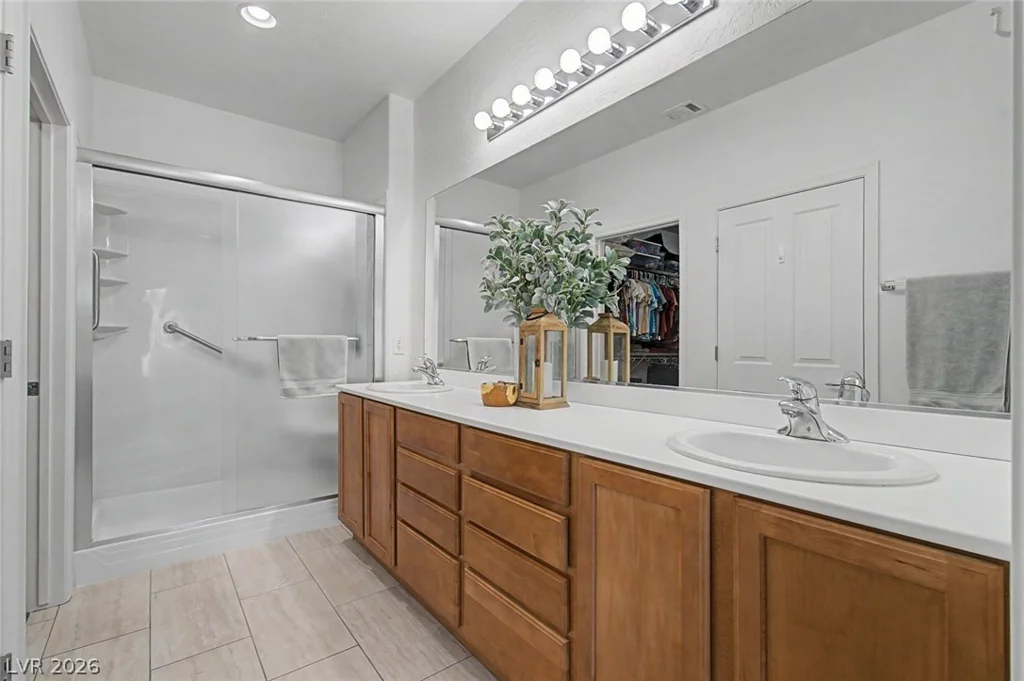 7681 Songster, North Las Vegas, NV 89084