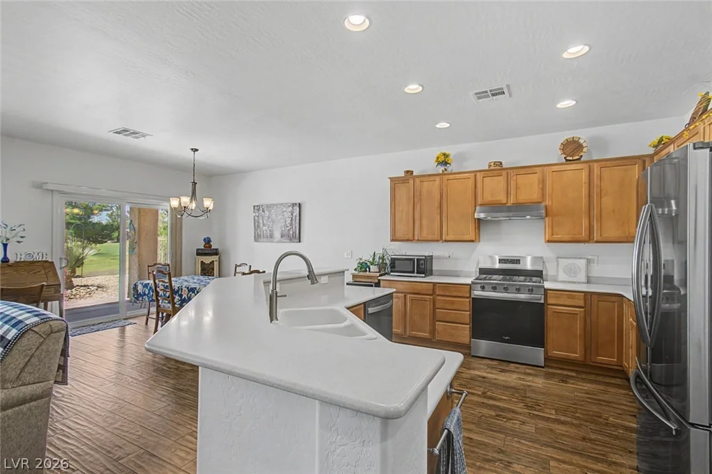 7681 Songster, North Las Vegas, NV 89084