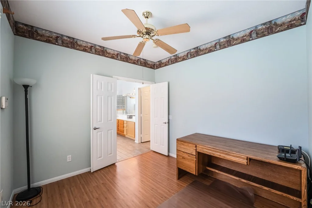 8528 Bandits Bluff, Las Vegas, NV 89143