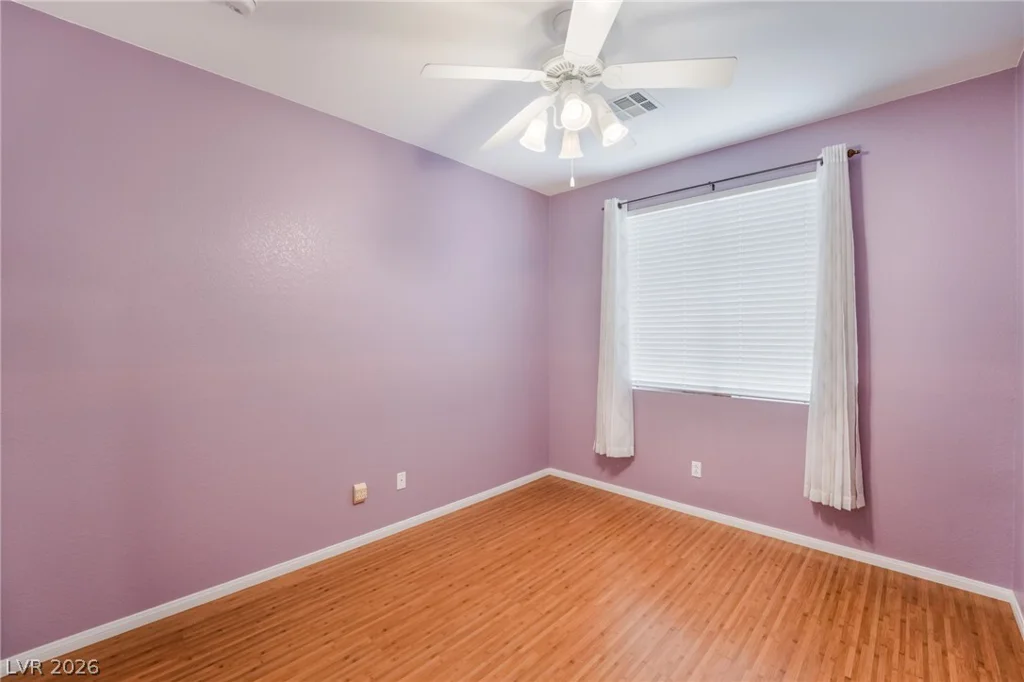 8528 Bandits Bluff, Las Vegas, NV 89143