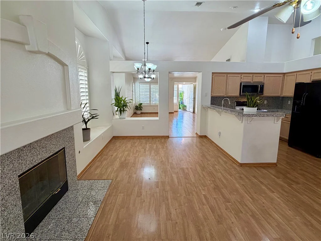 1809 Lyell Canyon, Las Vegas, NV 89134