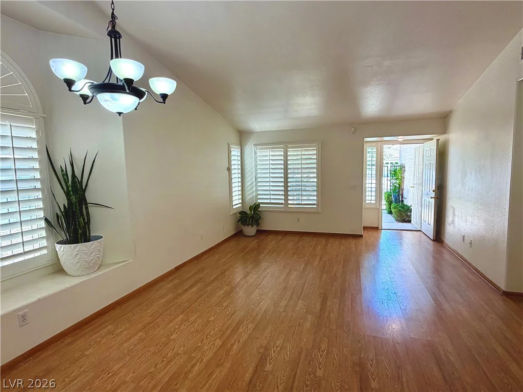1809 Lyell Canyon, Las Vegas, NV 89134
