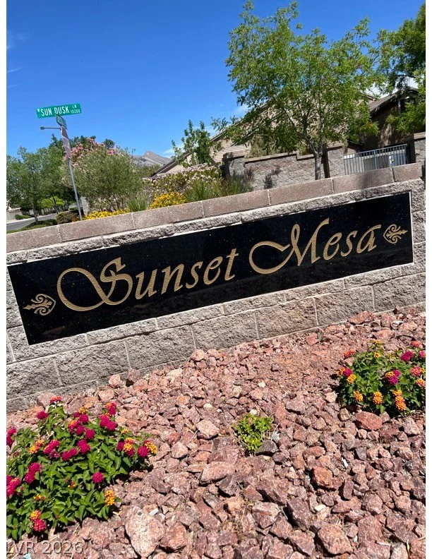 512 Crimson View, Las Vegas, NV 89144