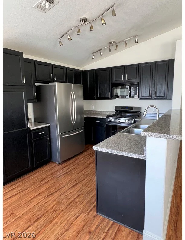 512 Crimson View, Las Vegas, NV 89144