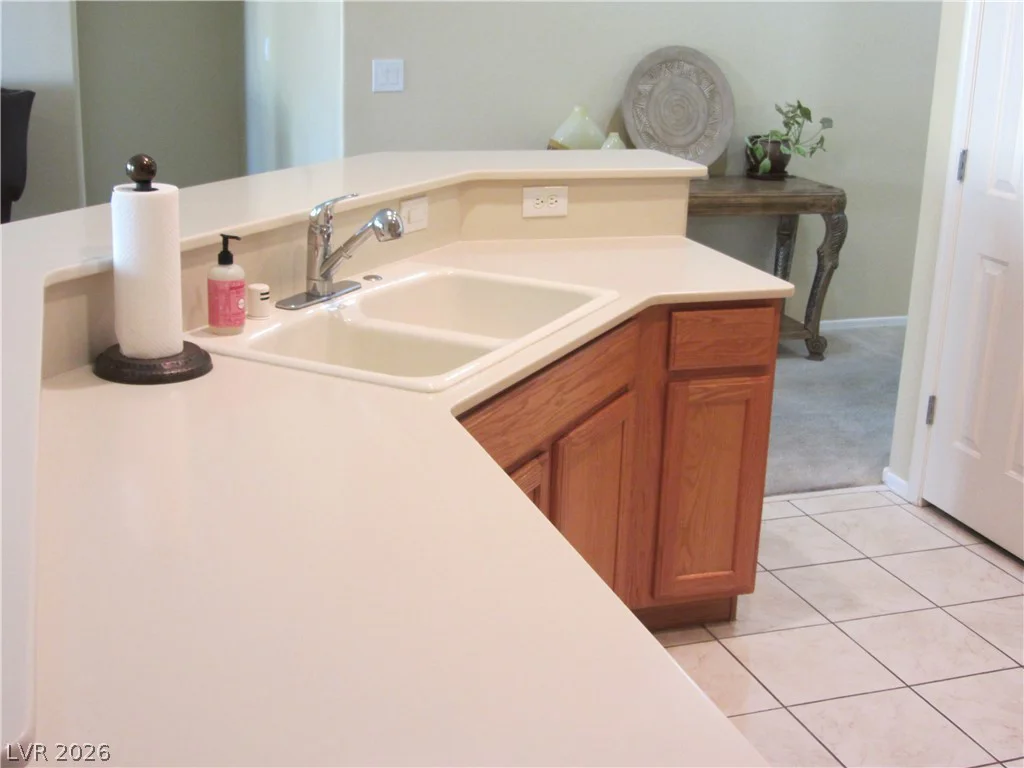 2463 Moonlight Valley, Henderson, NV 89044