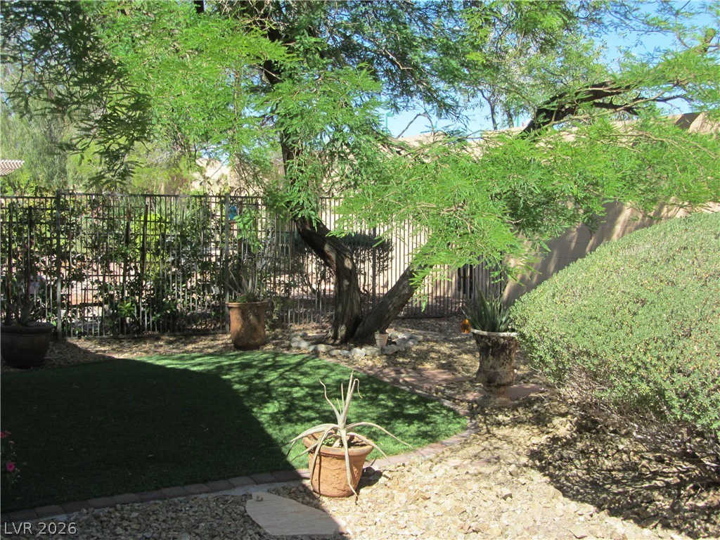 2463 Moonlight Valley, Henderson, NV 89044