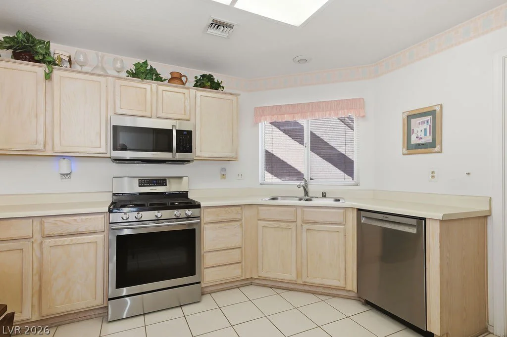 9060 Gemstone, Las Vegas, NV 89134
