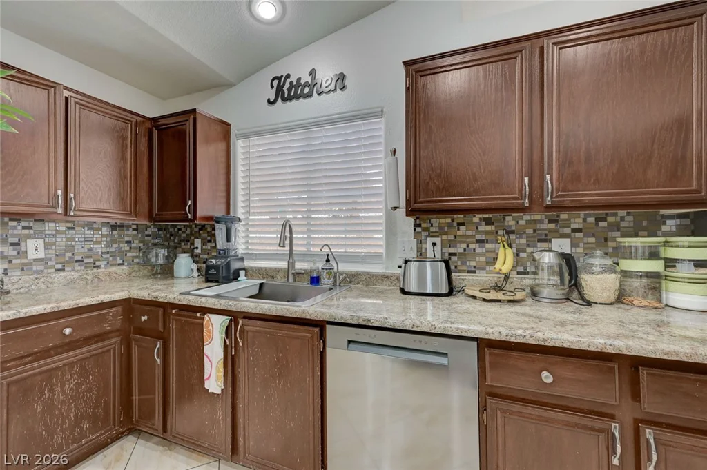 5416 Bible, North Las Vegas, NV 89031