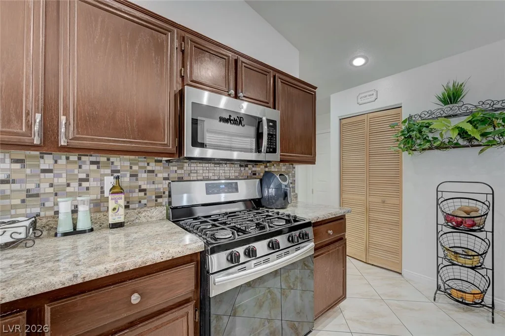 5416 Bible, North Las Vegas, NV 89031