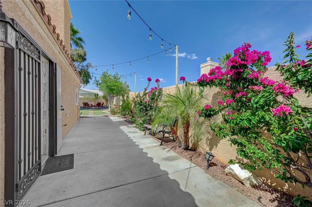 5416 Bible, North Las Vegas, NV 89031