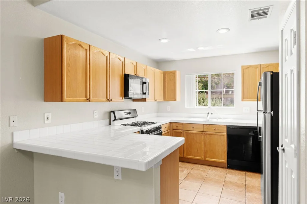 10524 Autumn Pine, Las Vegas, NV 89144