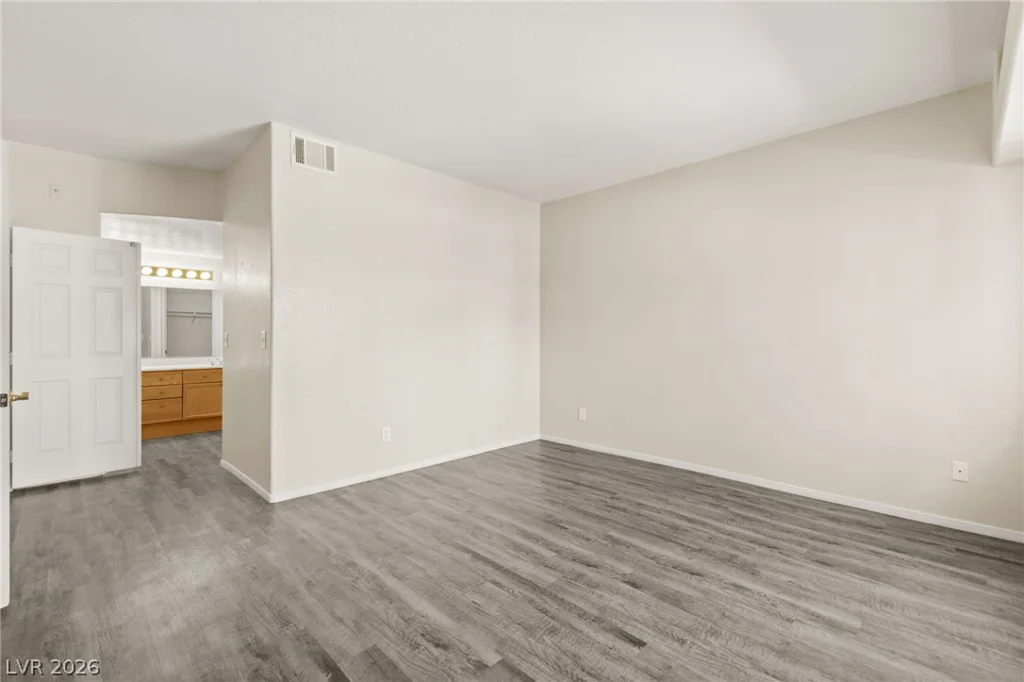 10524 Autumn Pine, Las Vegas, NV 89144