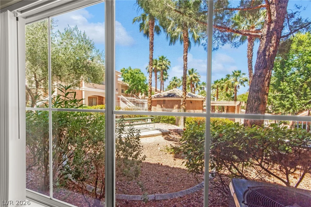 10524 Autumn Pine, Las Vegas, NV 89144