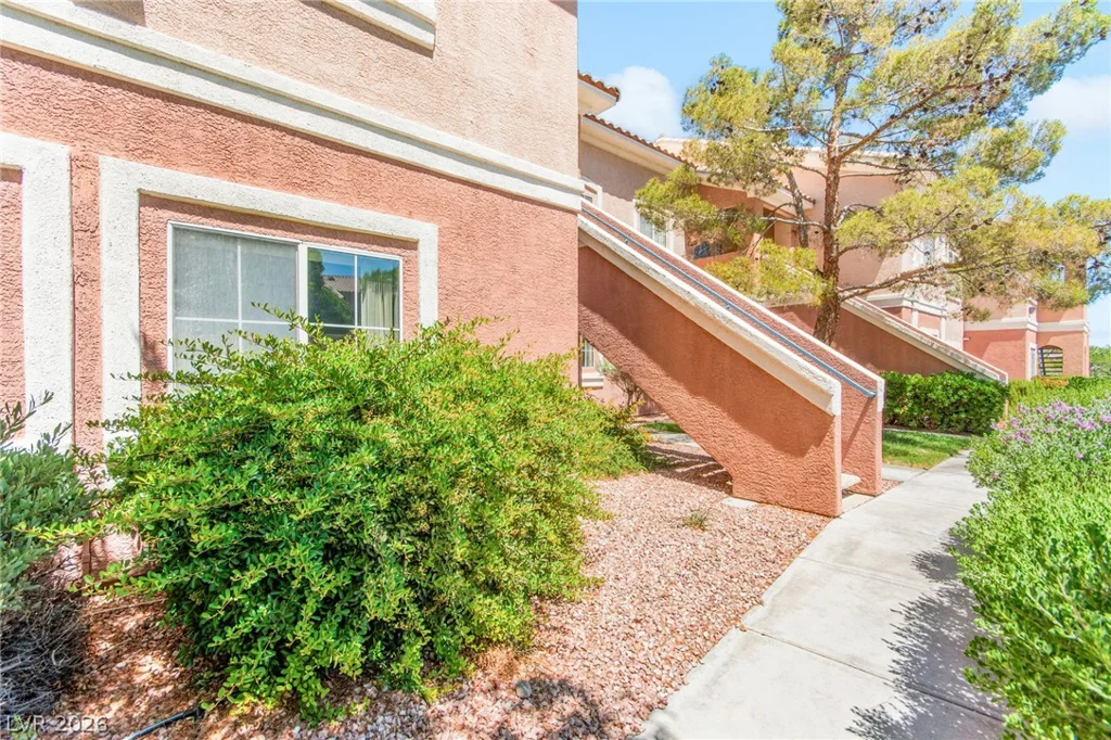 10524 Autumn Pine, Las Vegas, NV 89144