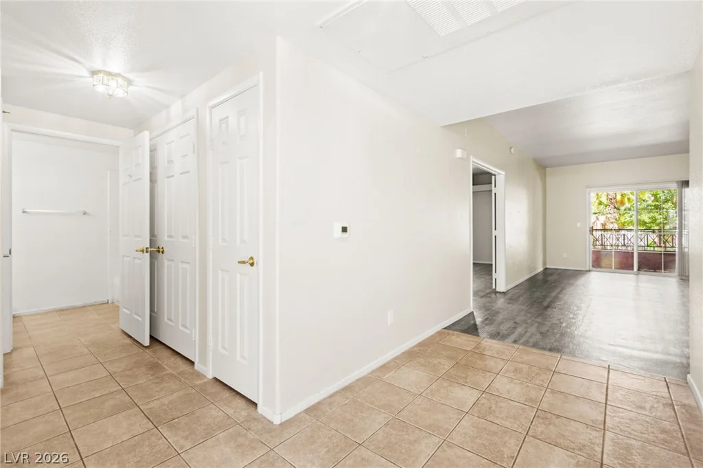 10524 Autumn Pine, Las Vegas, NV 89144