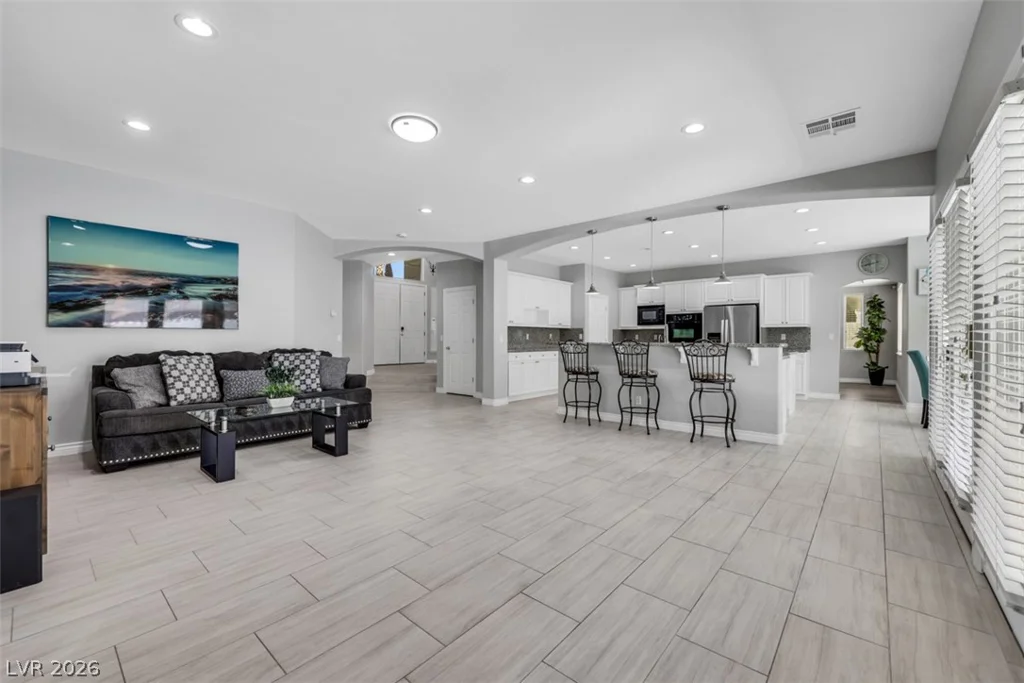 160 Tamarron Cliffs, Las Vegas, NV 89148