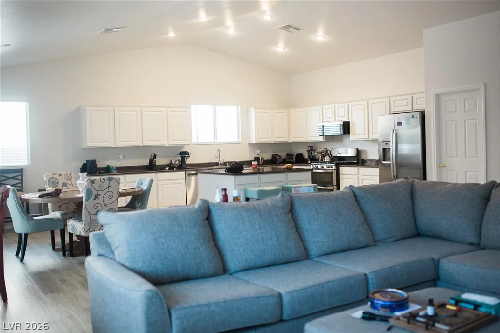 517 Pearberry, Las Vegas, NV 89183