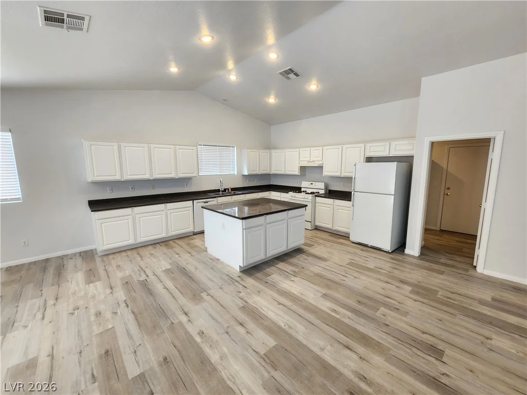 517 Pearberry, Las Vegas, NV 89183