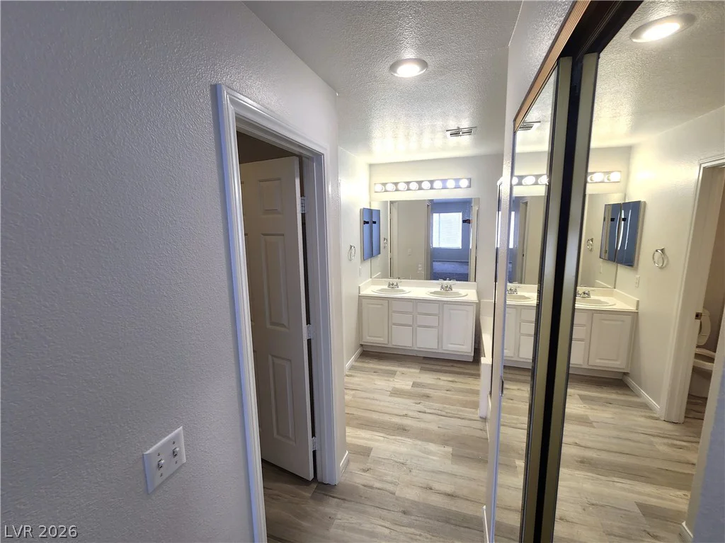 517 Pearberry, Las Vegas, NV 89183