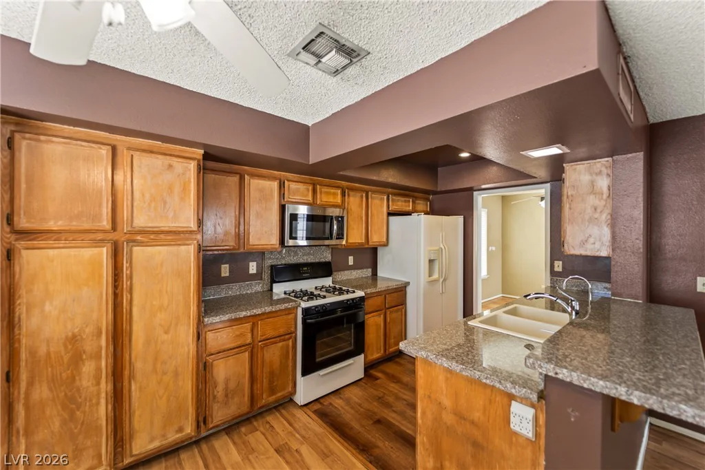 3264 Coral Harbor, Las Vegas, NV 89117