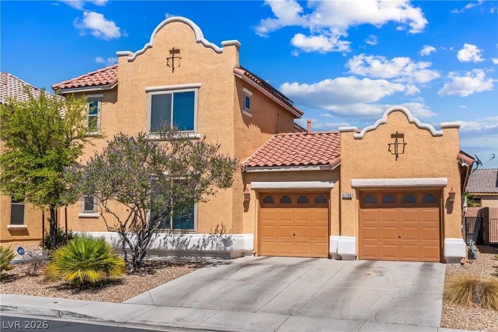 5708 Mammoth Mountain, North Las Vegas, NV 89081