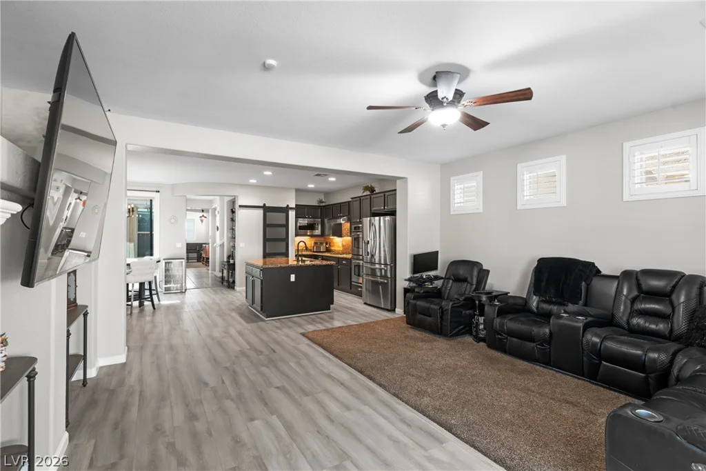 5708 Mammoth Mountain, North Las Vegas, NV 89081
