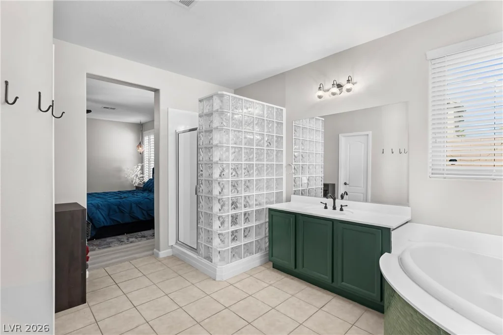 5708 Mammoth Mountain, North Las Vegas, NV 89081
