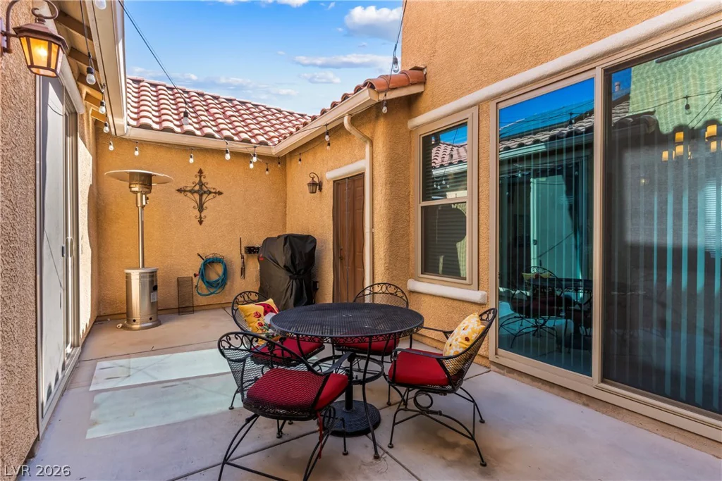 5708 Mammoth Mountain, North Las Vegas, NV 89081